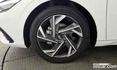 Hyundai Avante 2025 1.6 Автомат в Москве № 8003, миниатюра 6