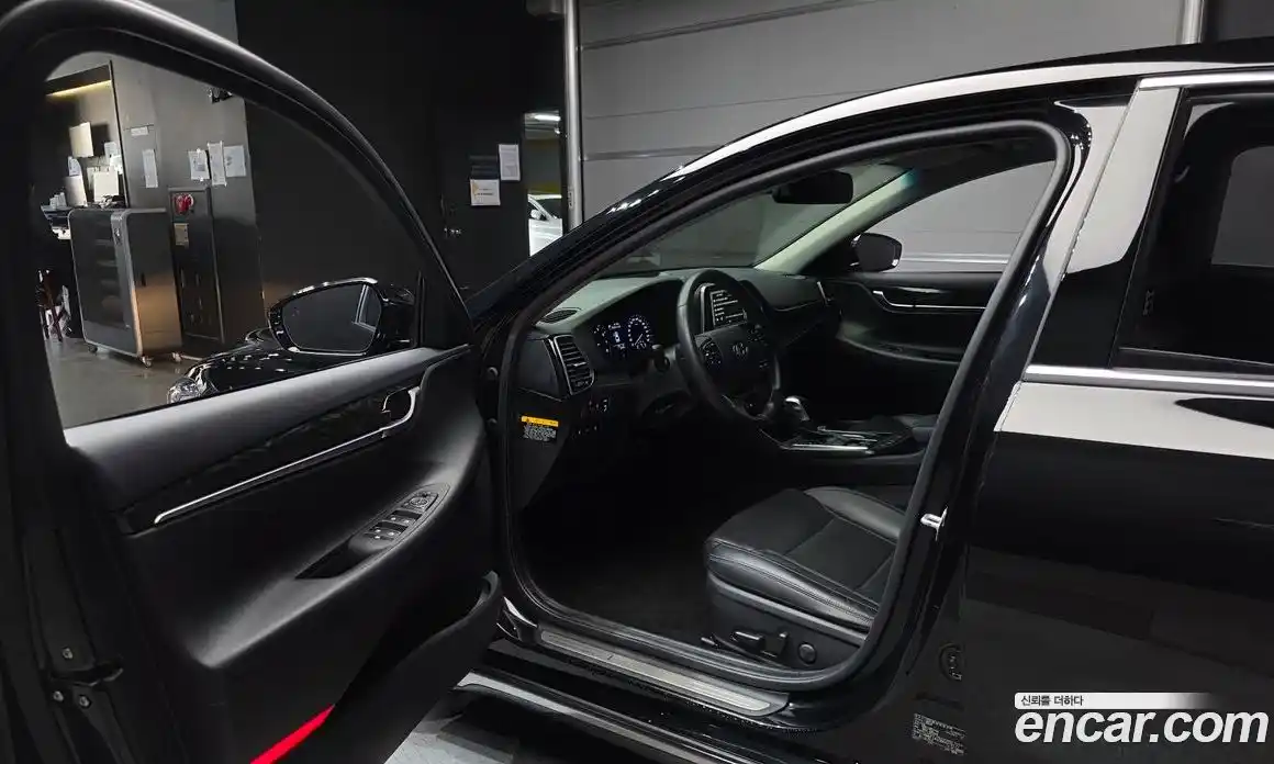 Hyundai Grandeur 2019 2.4 Автомат в Москве № 90226, фото 1