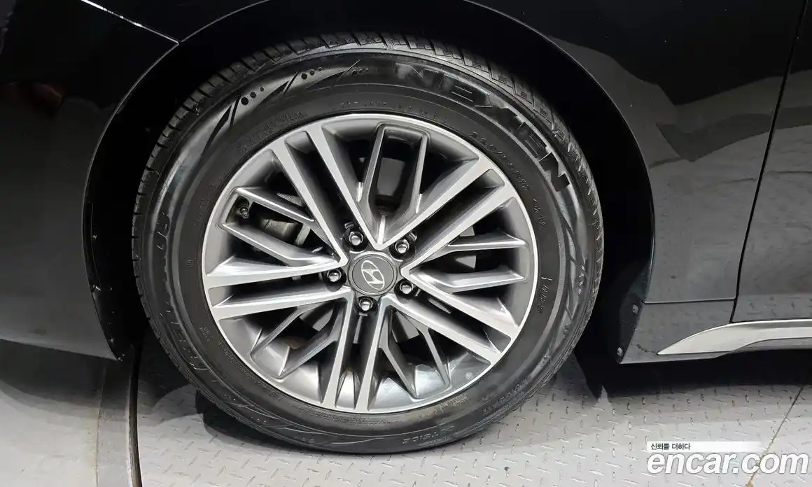 Hyundai Grandeur 2019 2.4 Автомат в Москве № 90226, фото 13