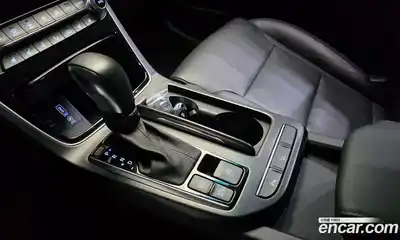 Hyundai Grandeur 2019 2.4 Автомат в Москве № 90226, миниатюра 5