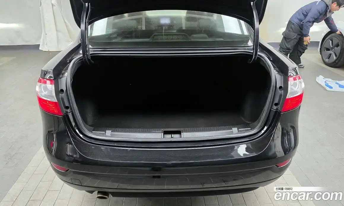 Renault SM3 2014 1.6 Автомат в Москве № 106397, фото 20