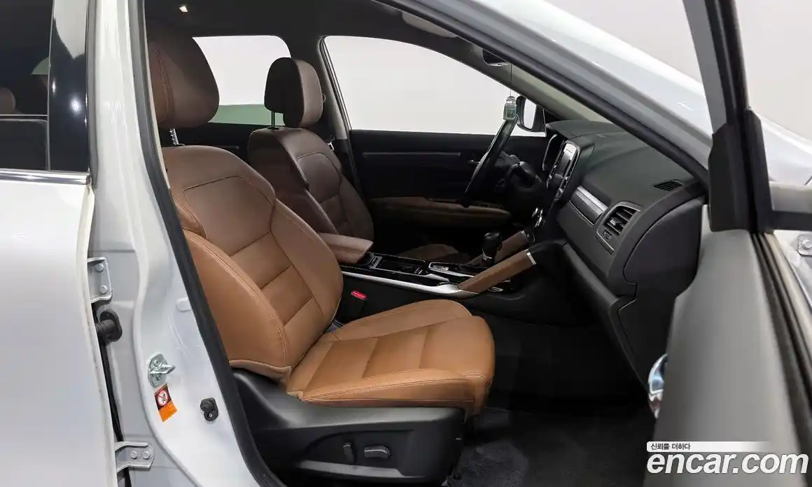 Renault QM6 2022 2.0 Автомат в Москве № 106868, фото 18