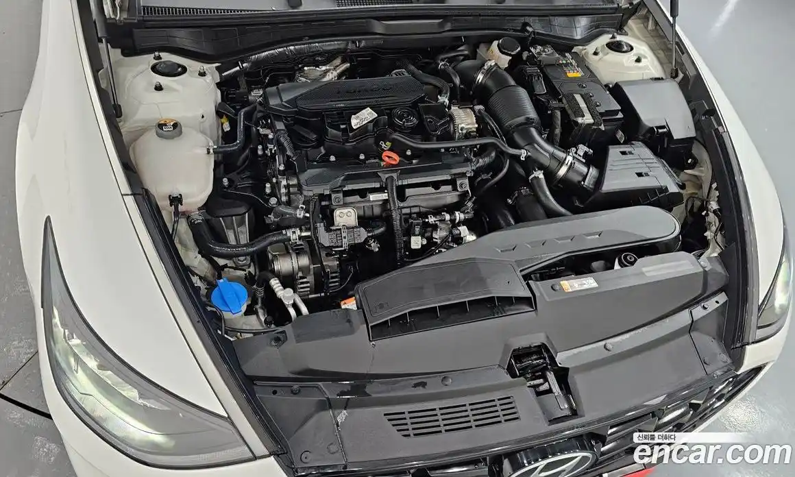 Hyundai Sonata 2022 1.6 Автомат в Москве № 11075, фото 19