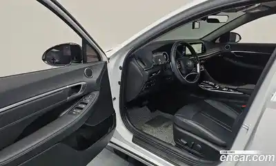 Hyundai Sonata 2022 1.6 Автомат в Москве № 11075, миниатюра 2