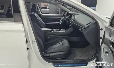 Hyundai Sonata 2022 1.6 Автомат в Москве № 11075, миниатюра 4