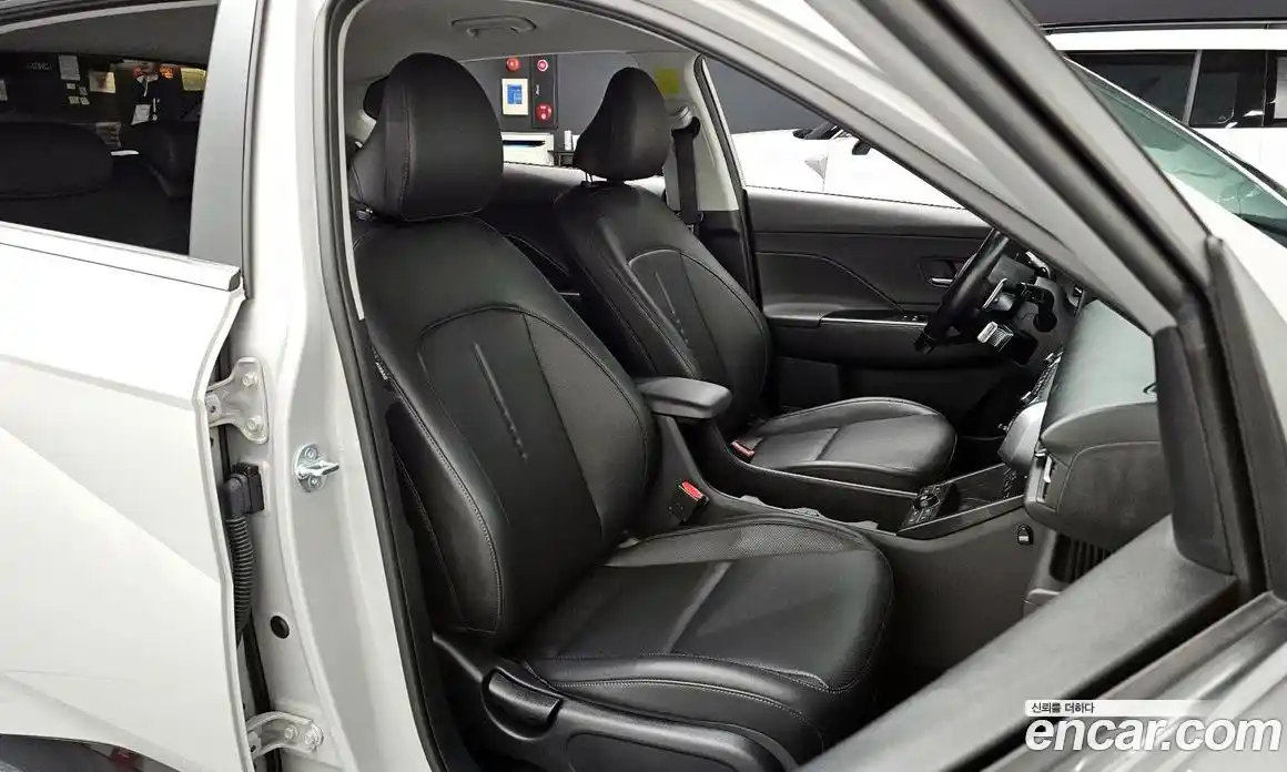 Hyundai Kona 2023 0.2 Автомат в Москве № 111029, фото 11