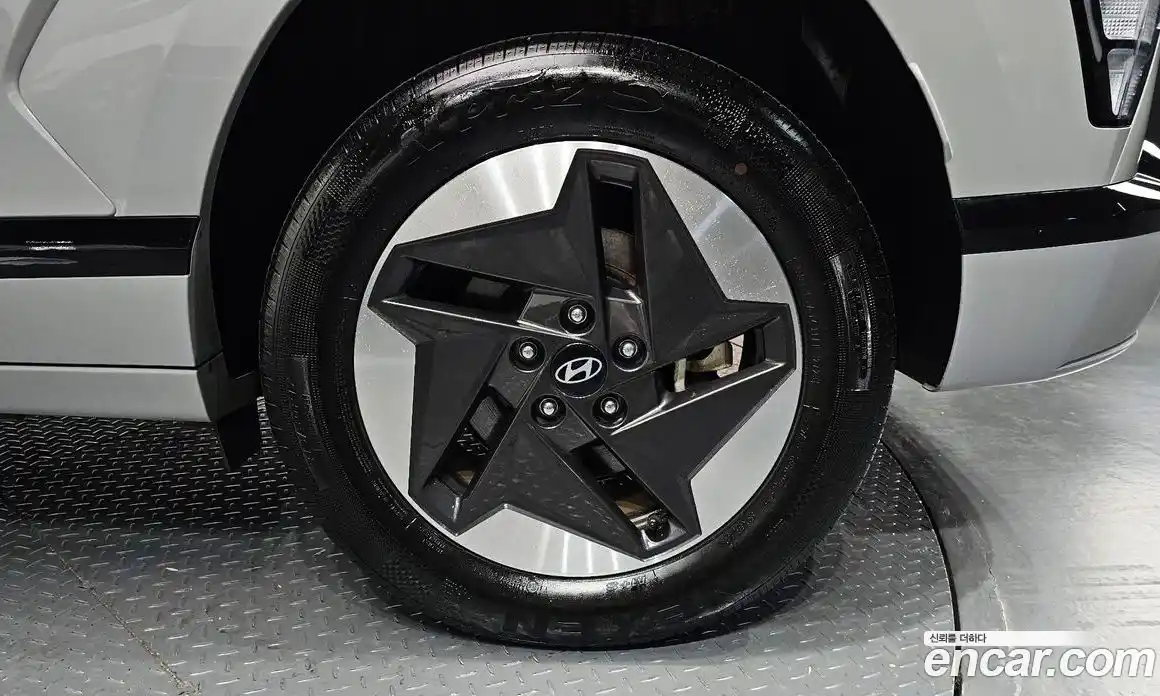 Hyundai Kona 2023 0.2 Автомат в Москве № 111029, фото 17