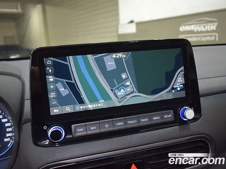 Hyundai Kona 2021 1.6 Автомат в Москве № 111330, фото 18