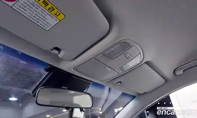 Hyundai Kona 2018 1.6 Автомат в Москве № 112452, миниатюра 11