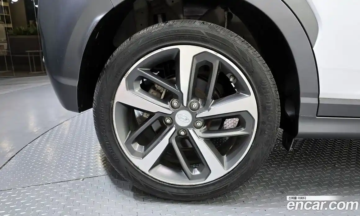 Hyundai Kona 2018 1.6 Автомат в Москве № 112452, фото 13