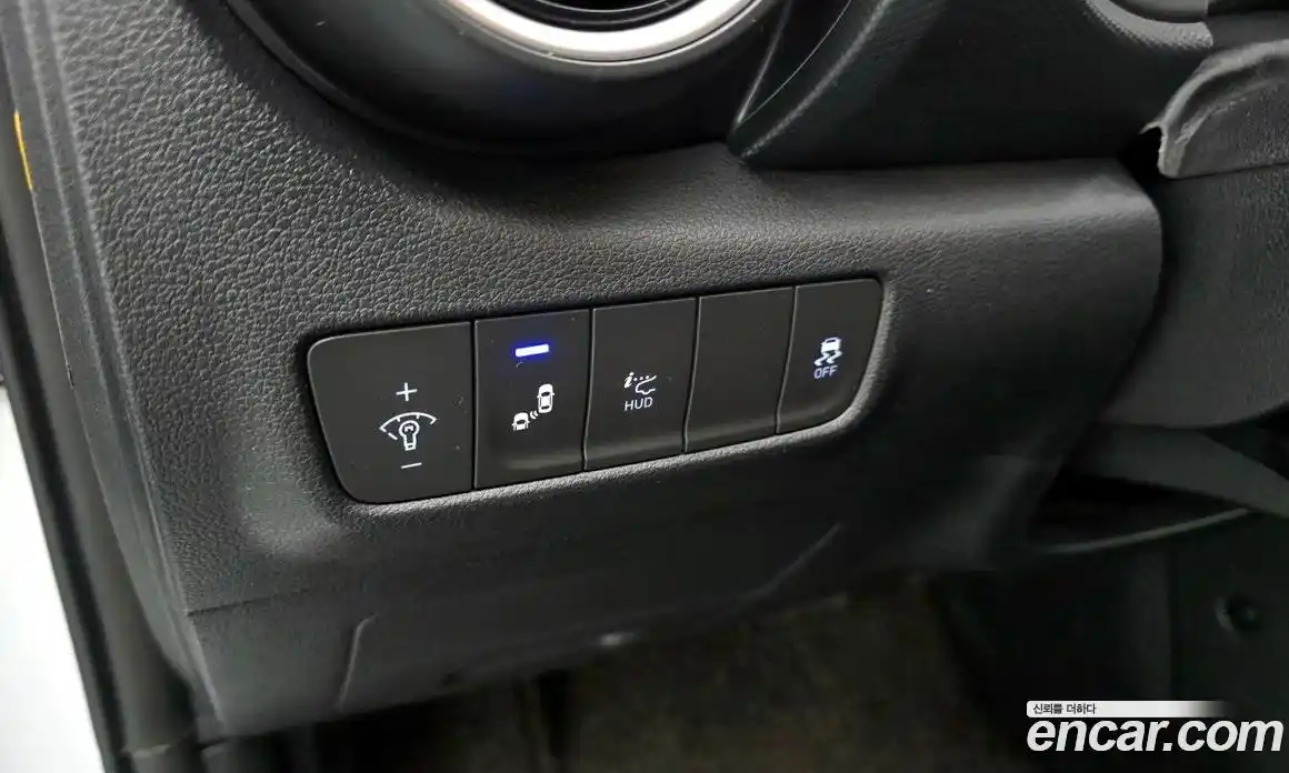 Hyundai Kona 2018 1.6 Автомат в Москве № 112452, фото 9