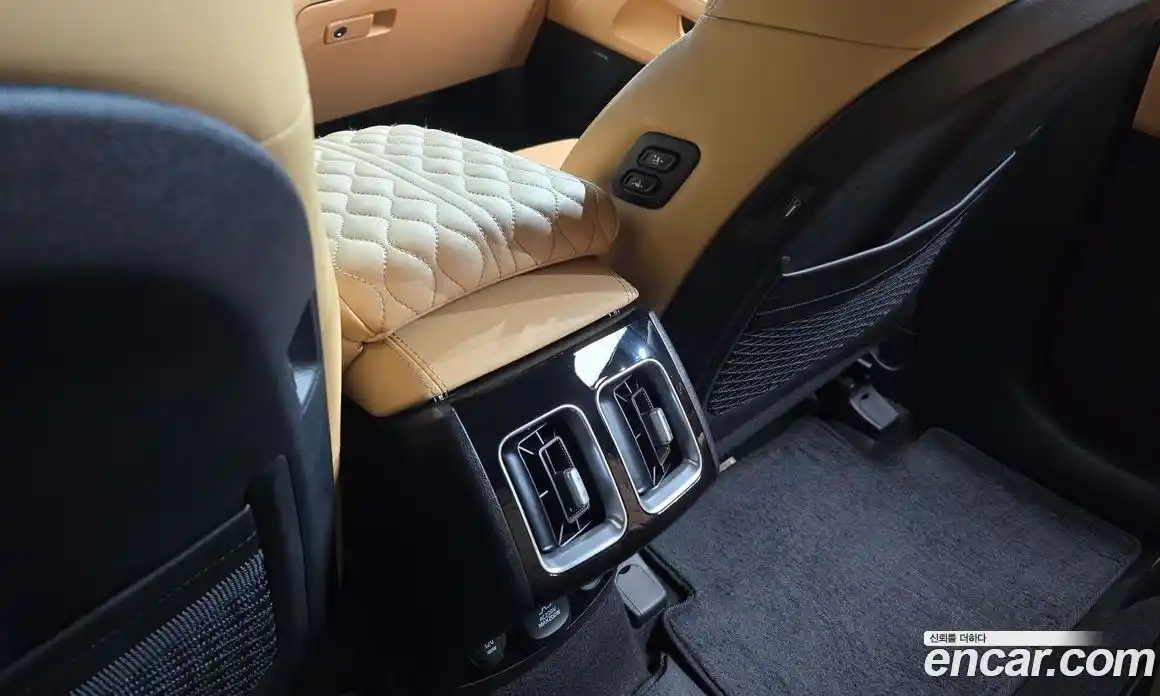 Kia Sorento 2022 2.2 Автомат в Москве № 114902, фото 14