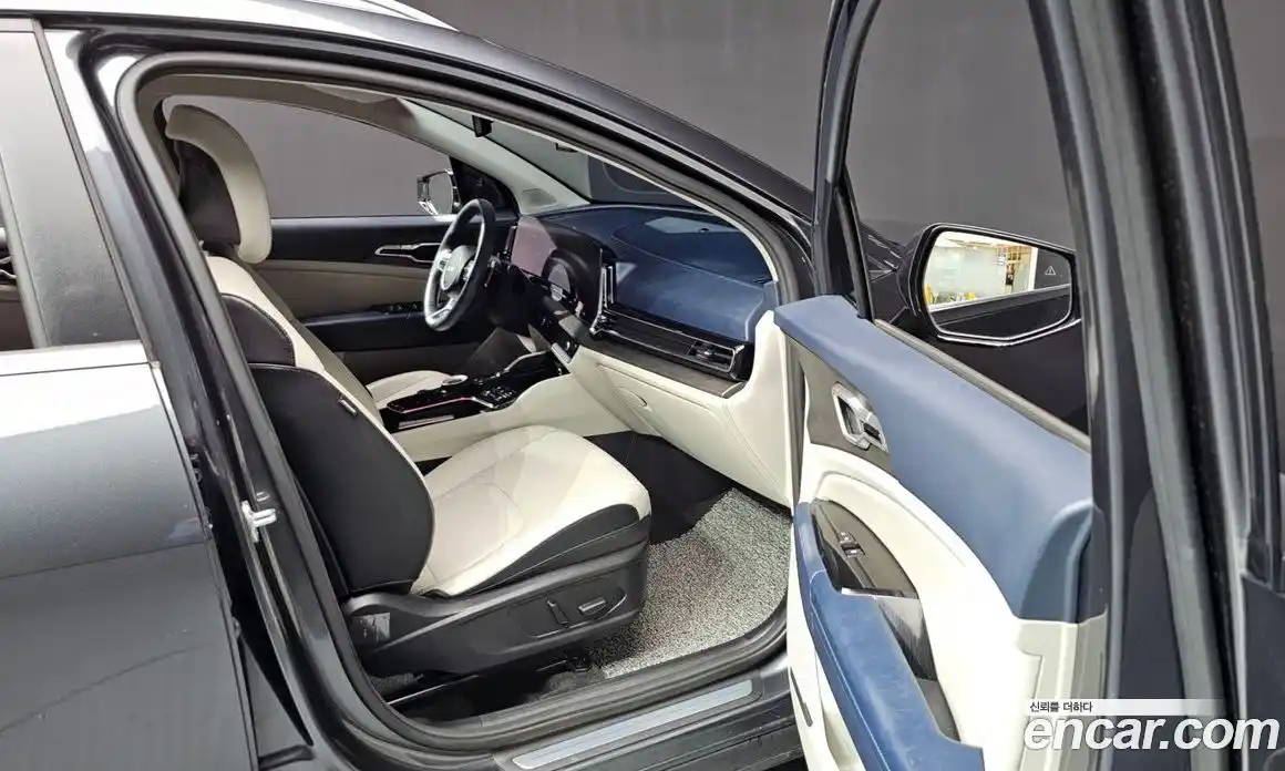 Kia Sportage 2023 1.6 Автомат в Москве № 115755, фото 11