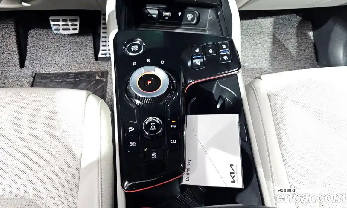 Kia Sportage 2023 1.6 Автомат в Москве № 115755, фото 9