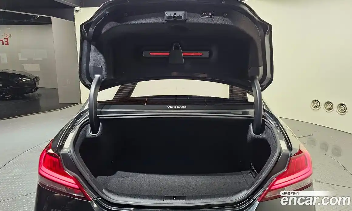 Genesis G70 2019 3.3 Автомат в Москве № 119034, фото 13