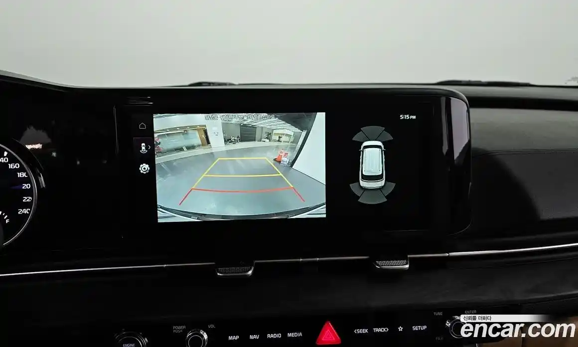 Kia Canival 2023 3.5 Автомат в Москве № 120525, фото 17