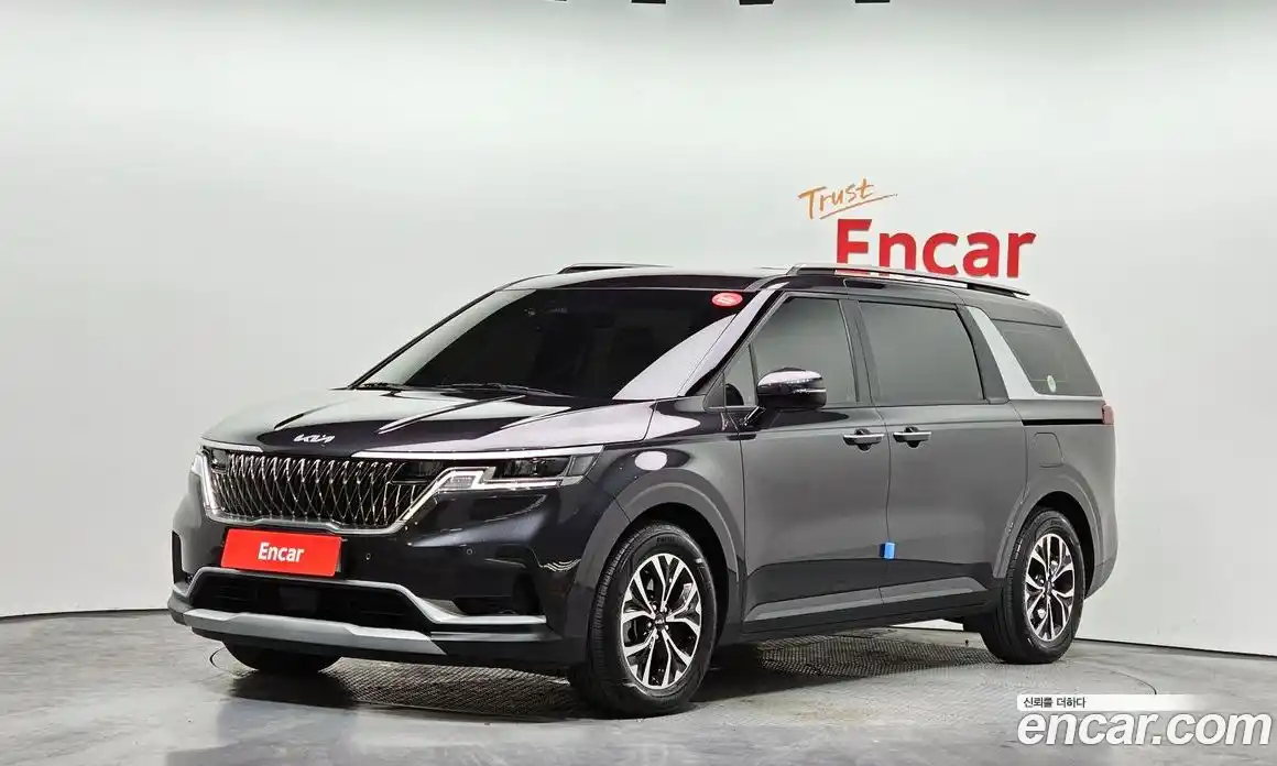 Kia Canival 2023 3.5 Автомат в Москве № 120525, фото 3