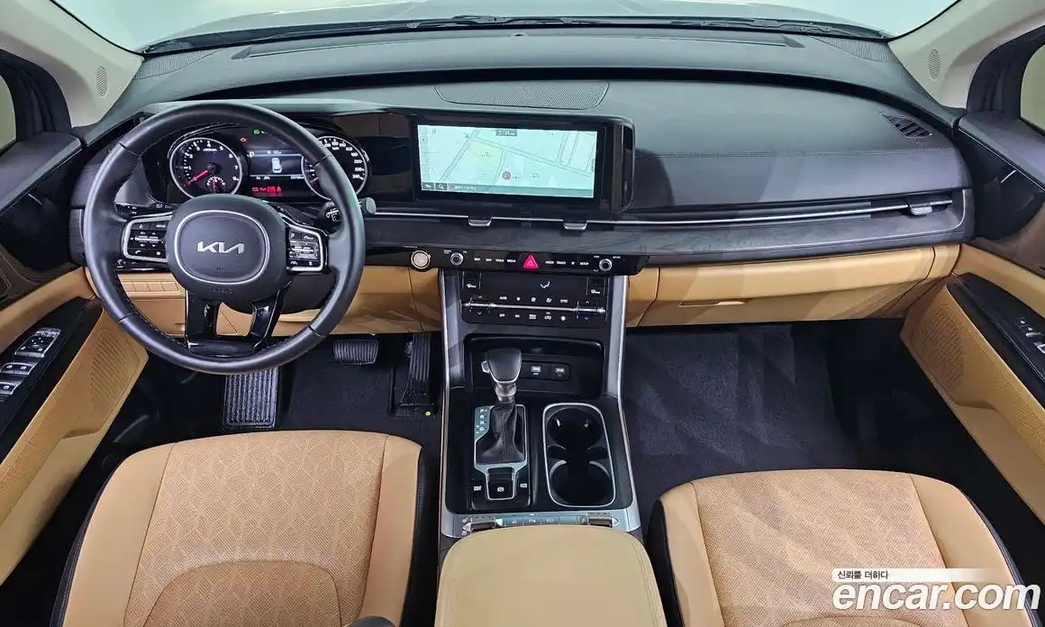 Kia Canival 2023 3.5 Автомат в Москве № 120525, фото 9