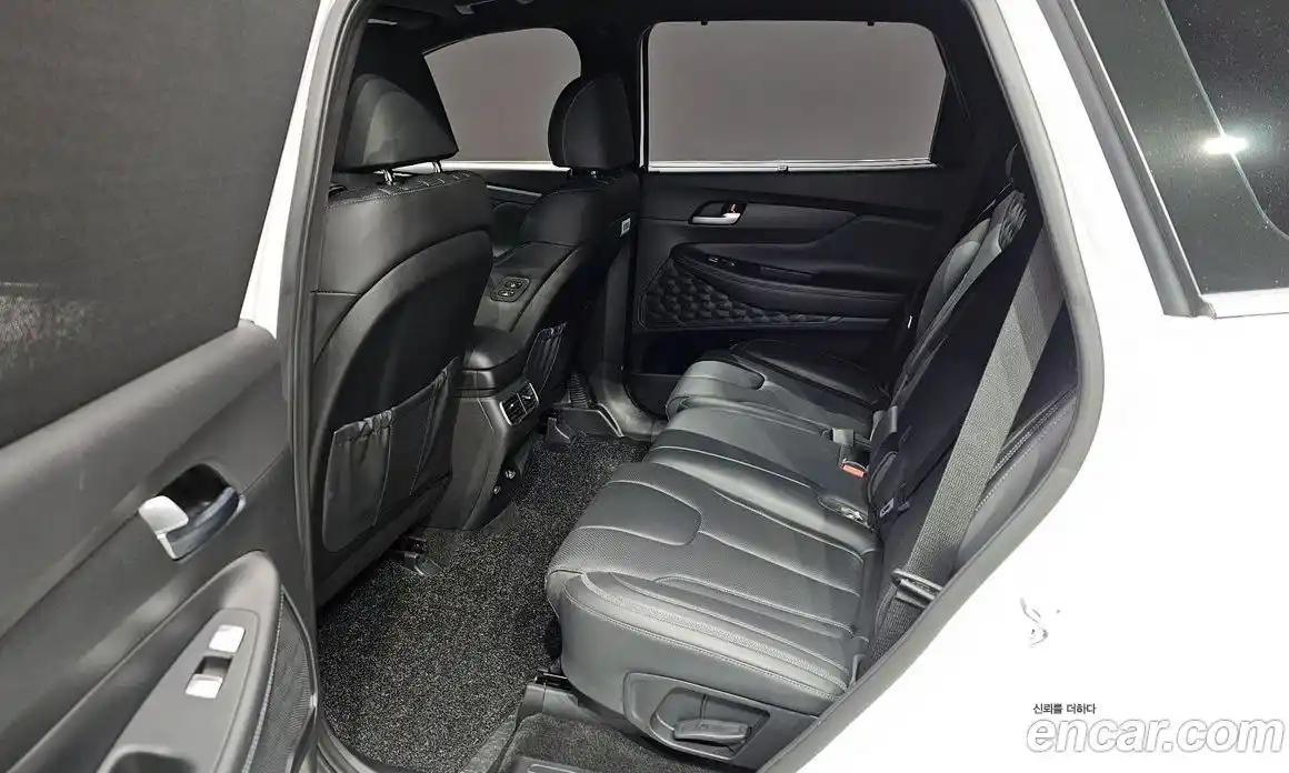 Hyundai Santa Fe 2021 2.2 Автомат в Москве № 123696, фото 15