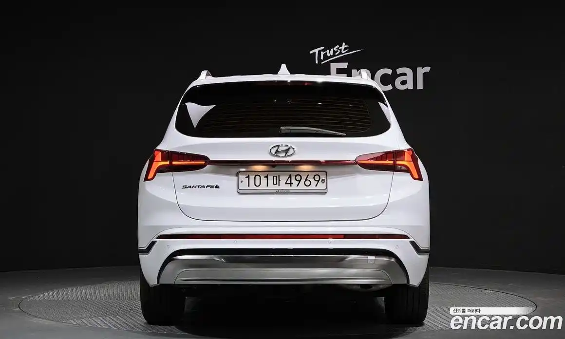 Hyundai Santa Fe 2021 2.2 Автомат в Москве № 123696, фото 16