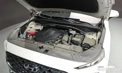 Hyundai Santa Fe 2021 2.2 Автомат в Москве № 123696, миниатюра 2