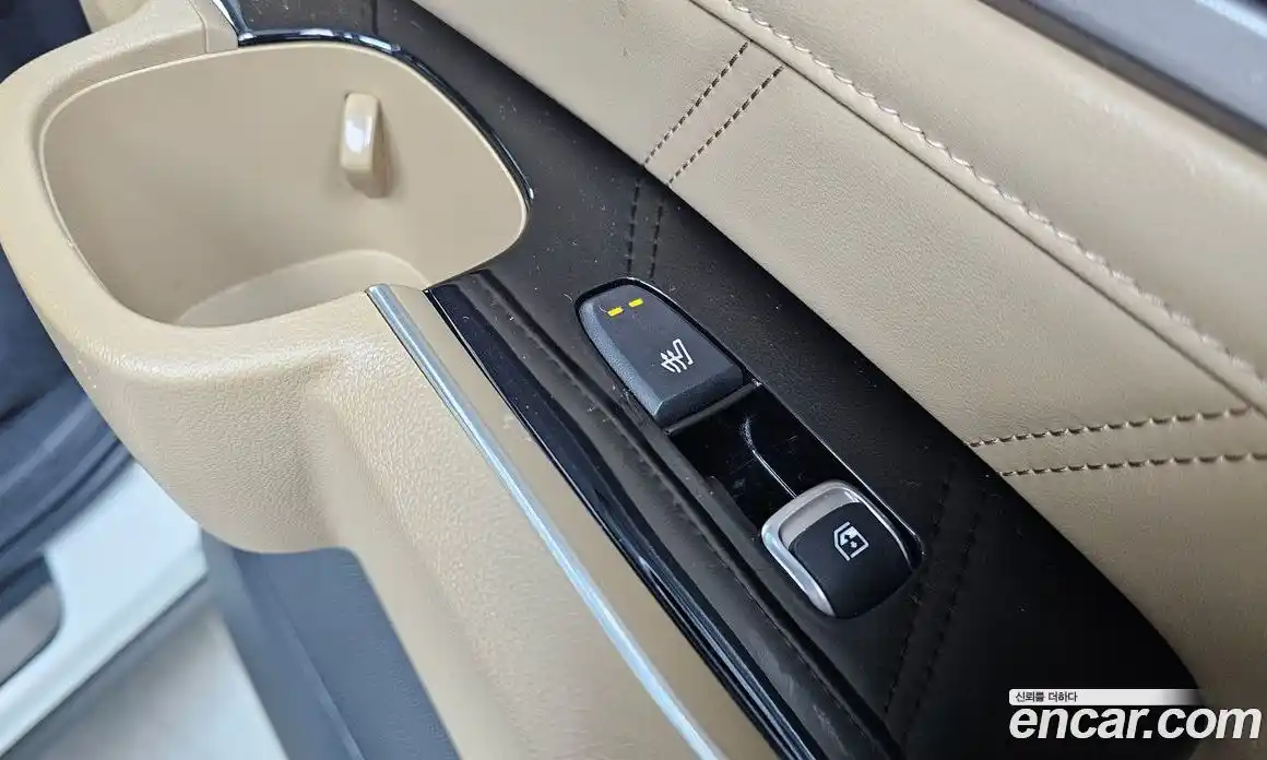 Kia Sorento 2024 1.6 Автомат в Москве № 128011, фото 3