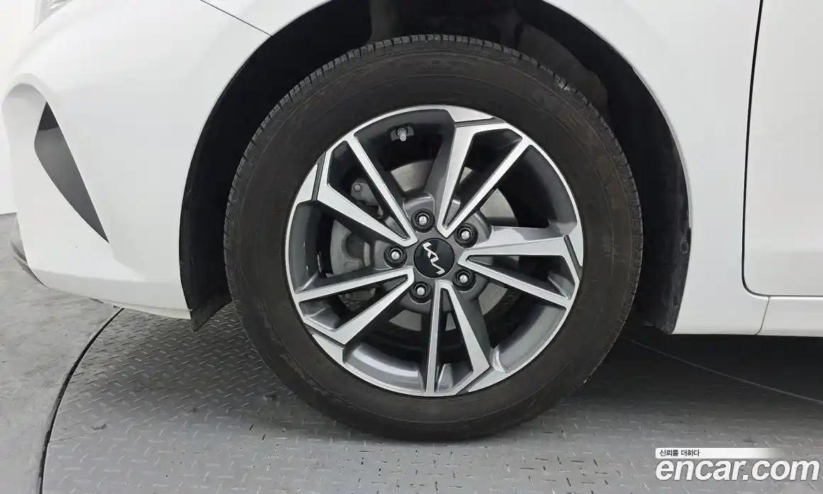 Kia K3 2024 1.6 Автомат в Москве № 128746, фото 15