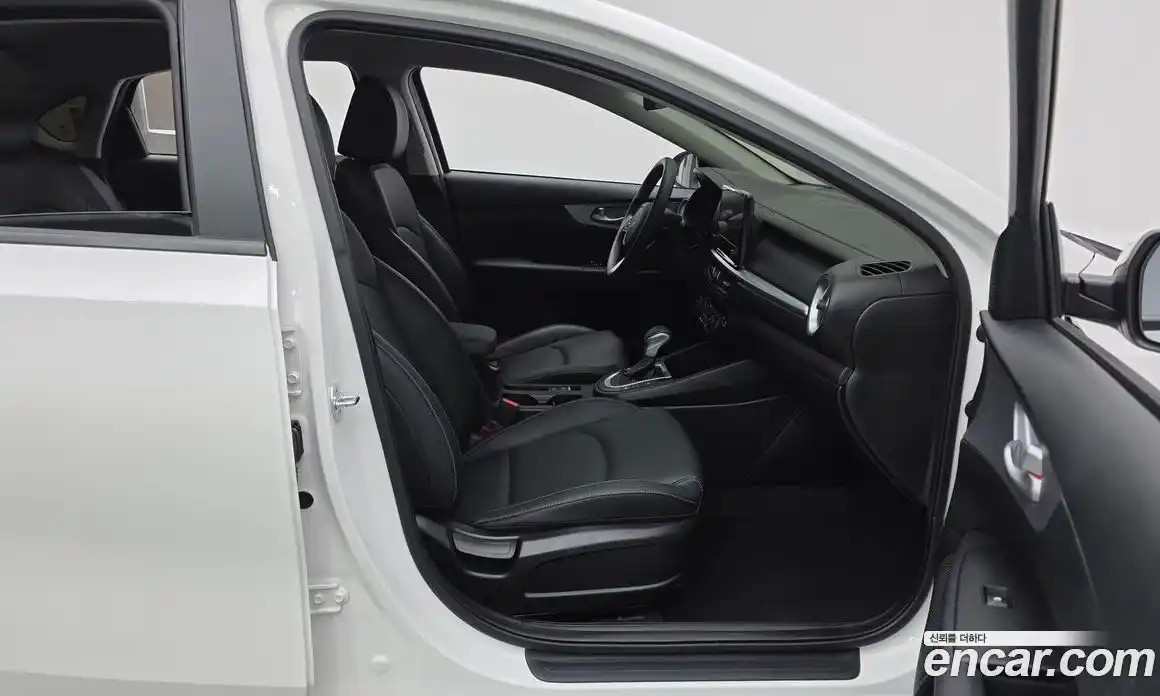 Kia K3 2024 1.6 Автомат в Москве № 128746, фото 17