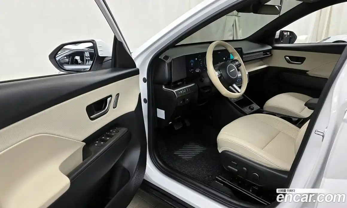 Hyundai Kona 2023 1.6 Автомат в Москве № 130577, фото 3