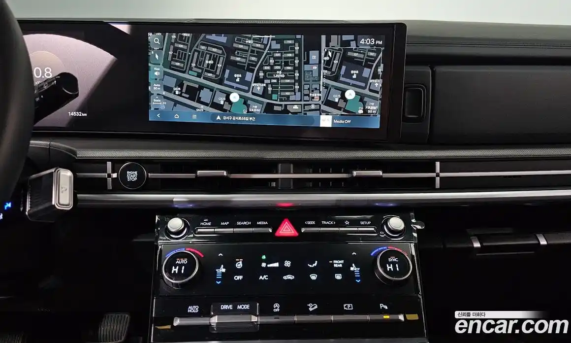 Hyundai Santa Fe 2024 2.5 Автомат в Москве № 130837, фото 12