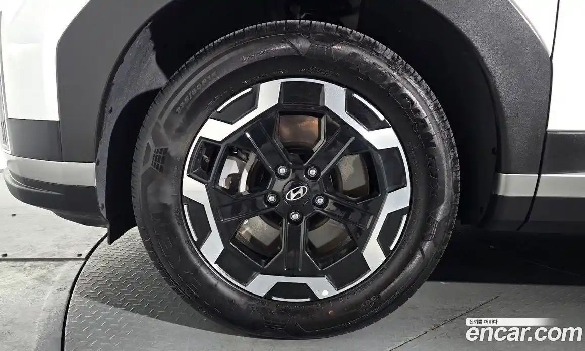 Hyundai Santa Fe 2024 2.5 Автомат в Москве № 130837, фото 7