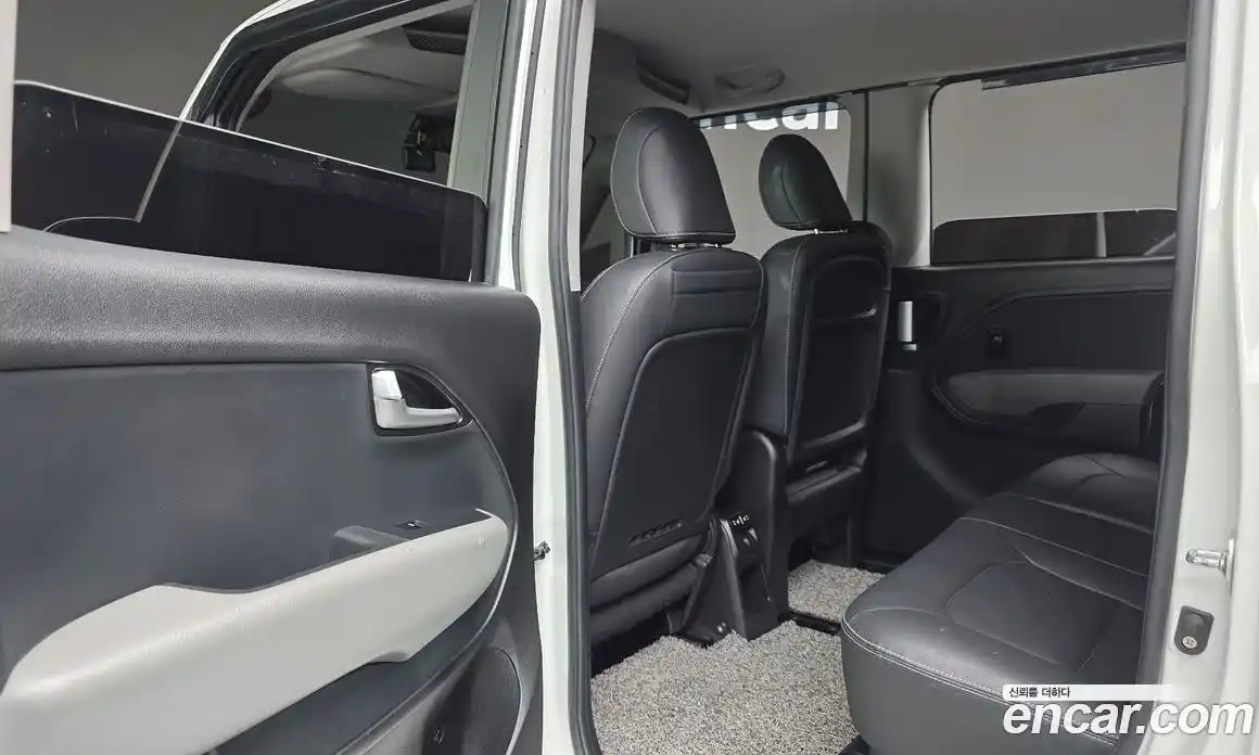 Kia Ray 2023 1.0 Автомат в Москве № 132663, фото 13