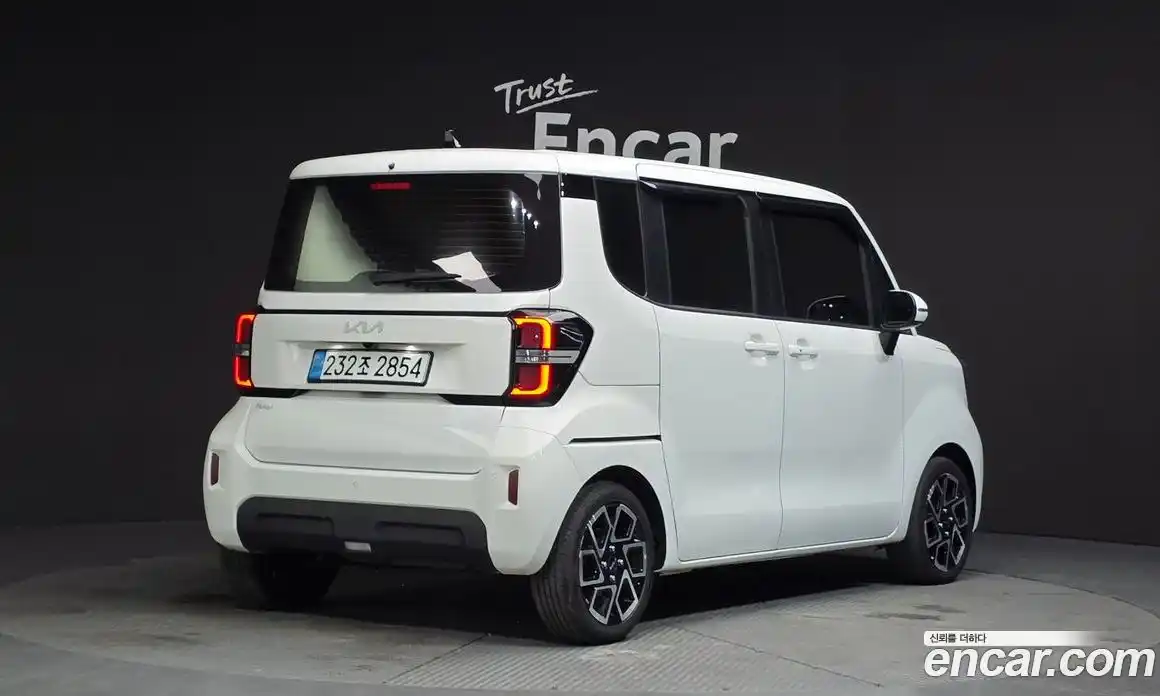 Kia Ray 2023 1.0 Автомат в Москве № 132663, фото 17