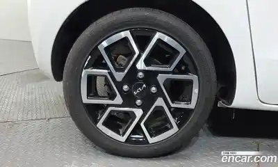 Kia Ray 2023 1.0 Автомат в Москве № 132663, миниатюра 9