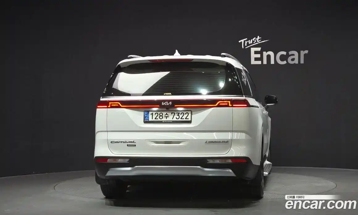 Kia Canival 2021 3.5 Автомат в Москве № 133051, фото 11