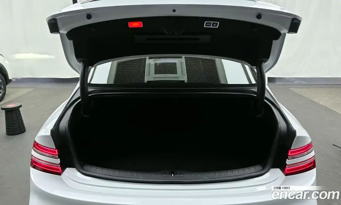 Genesis G80 2025 2.5 Автомат в Москве № 13366, фото 9