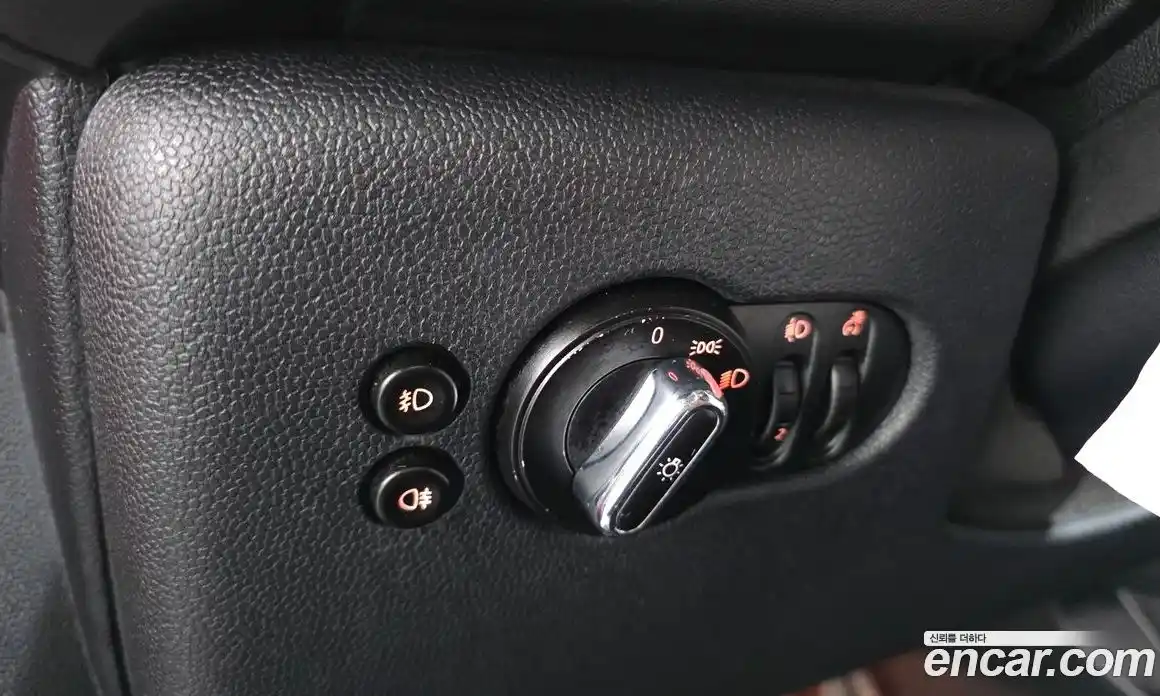 Mini Cooper 2015 1.5 Автомат в Москве № 135555, фото 13