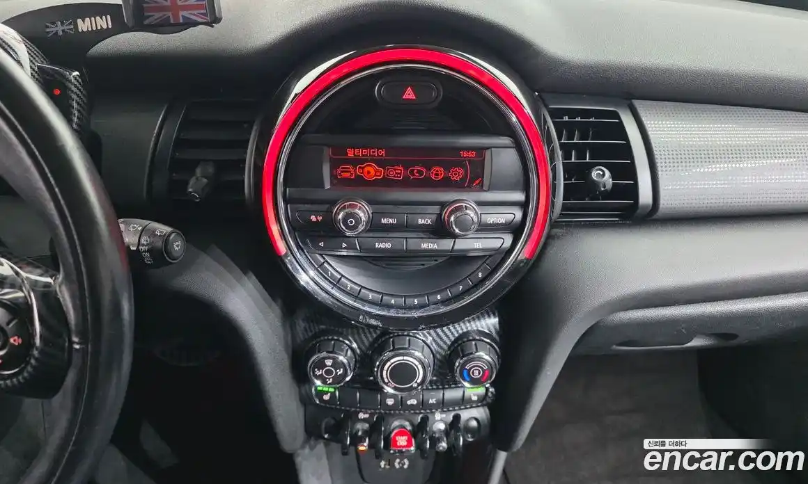 Mini Cooper 2015 1.5 Автомат в Москве № 135555, фото 15