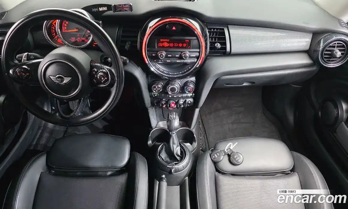 Mini Cooper 2015 1.5 Автомат в Москве № 135555, фото 7