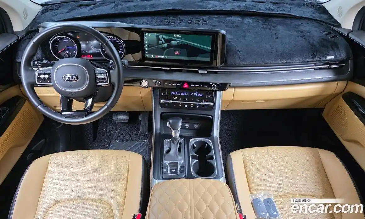 Kia Canival 2021 2.2 Автомат в Москве № 13981, фото 15