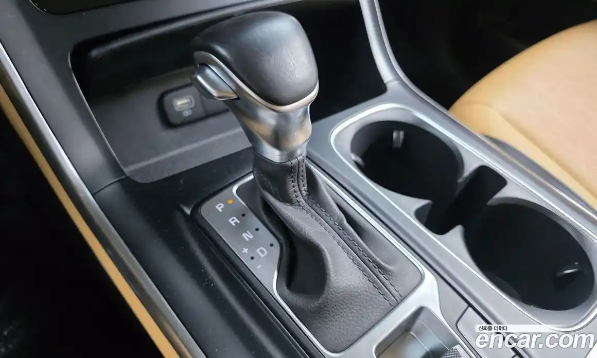 Kia Canival 2021 2.2 Автомат в Москве № 13981, фото 16