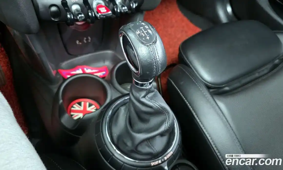 Mini Cooper 2015 1.5 Автомат в Москве № 140524, фото 11