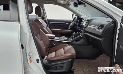 Renault QM6 2019 2.0 Автомат в Москве № 141183, миниатюра 10