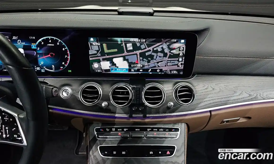 Mercedes-Benz E-Class 2023 2.0 Автомат в Москве № 142086, фото 14