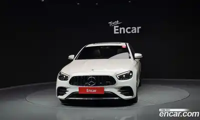 Mercedes-Benz E-Class 2023 2.0 Автомат в Москве № 142086, миниатюра 3