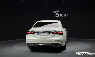 Mercedes-Benz E-Class 2023 2.0 Автомат в Москве № 142086, миниатюра 4