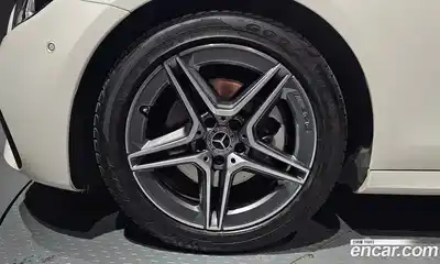 Mercedes-Benz E-Class 2023 2.0 Автомат в Москве № 142086, миниатюра 5