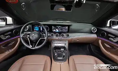 Mercedes-Benz E-Class 2023 2.0 Автомат в Москве № 142086, миниатюра 7