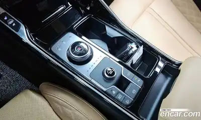 Kia Sorento 2023 1.6 Автомат в Москве № 14723, миниатюра 9