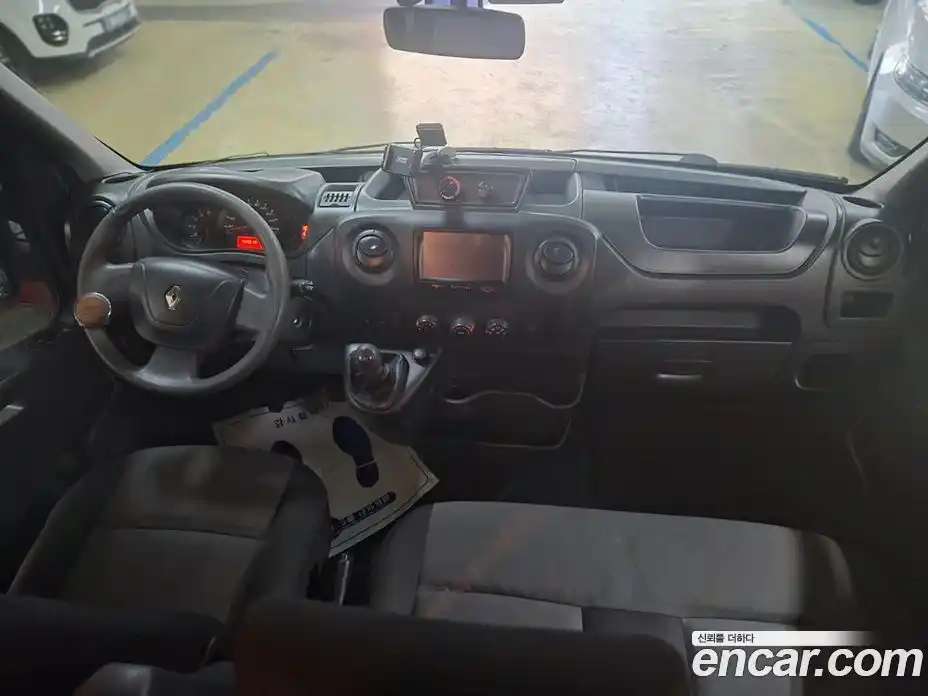 Renault Master 2020 2.3 Механическая в Москве № 152569, фото 9